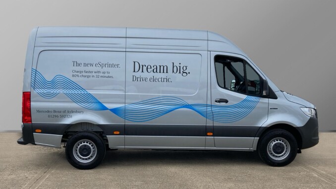 Mercedes-Benz Sprinter E314 L2 Electric Rwd 100kW 81kWh Pro Van Auto - Image 6